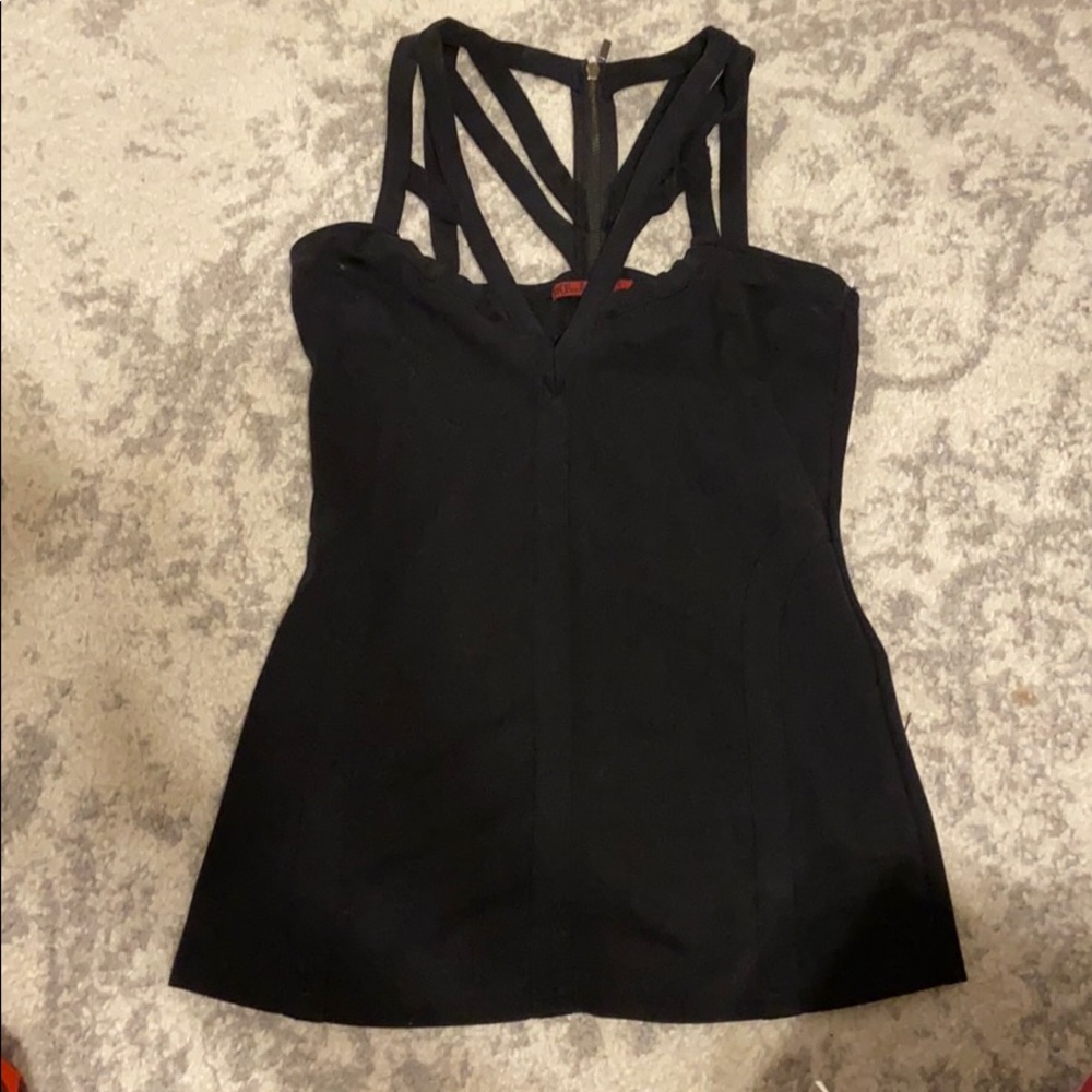Cute  buckle strappy tank